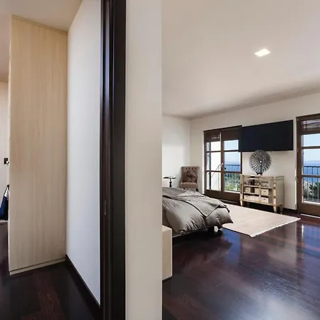 Sleeps 10 Pool Air Con Wifi 别墅 斯普利特