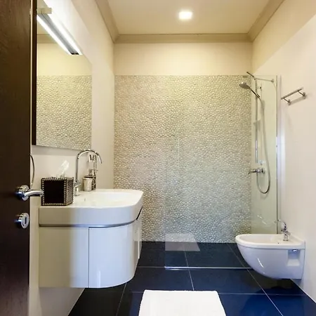 Sleeps 10 Pool Air Con Wifi *